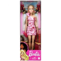 دمية باربي   BARBIE