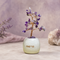 עץ התפוח בשילוב אבני הקריסטל