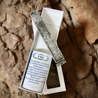 בתי מזוזה מאבני קריסטל