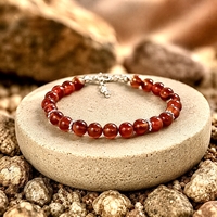 צמיד קריסטל אבני קרנליאן בשיבוץ כסף 925