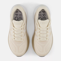 NEW BALANCE MORE WIDE ניו באלאנס נשים קרם