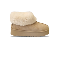 מגף פרווה פלטפורמה נשים - בז'