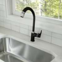ברז מטבח שחור דגם Safir Black