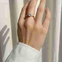 טבעת סוליטר עדינה - רוז גולד