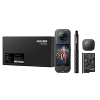 מצלמה וקיט אביזרים Insta360 X5 Starter Bundle