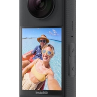מצלמת אקסטרים 3 × Insta360