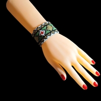 צמיד חרוזיונציה בשיטת אריגה בנול -ירוק עולה