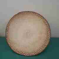 צלחת קעורה גדולה בעבודת יד