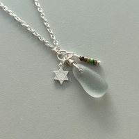 שרשרת כסף וזכוכית ים אפורה ומגן דוד