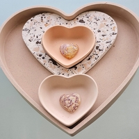 סט 4 לבבות ו 2 לבבונים מהמם בצבעי ורוד פסטל מגבס אקרילי איכותי