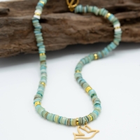 שרשרת רותם- מהמטייט זהב, חרוזי צדף ופולימר ותליון ציפור