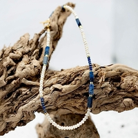 שרשרת דנית כחולה- מפנינים, המטייט זהב,ולאפיז לזולי