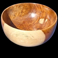 קערה דקורטיבית מעץ סיסם בעבודת יד