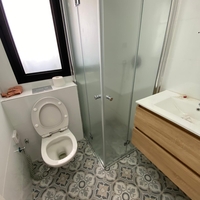 AS-1 מקלחון פינתי הרמוניקה בגוון ניקל