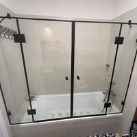 רוונה - אמבטיון קבוע 2 דלתות באמצע וקבוע