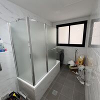 ויסטה ודופן - אמבטיון קבוע ודלת + דופן נוספת