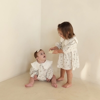 דגם רוז - שמלה עם צווארון פרפר