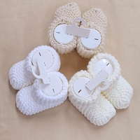 גרביים סרוגות לניובורן