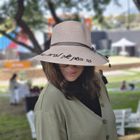 כובע קש פינק רוז - הזמן שלך