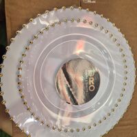 סט צלחות מהודר 16 יח' לבן פנינים זהב