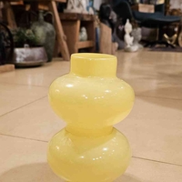 אגרטל זכוכית צהוב