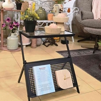 שולחן צד ברזל וזכוכית