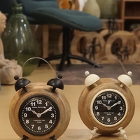 שעון שולחני משולב עץ וברזל