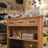 שידת עץ צרה