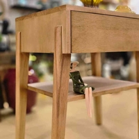 שידת צד בלום