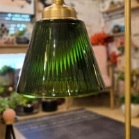 מנורת גולי זכוכית פסים ירוק