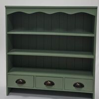 ארונית תליה ירקרקה