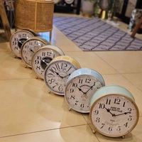 שעון שולחן אקססו בשישה צבעים