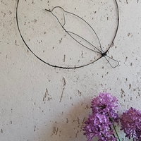 תמונת ציפור עגולה מחוט ברזל