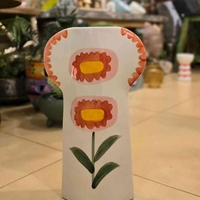 אגרטל פרחוני דגם 1