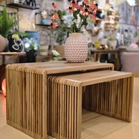 שולחן סלון / שרפרף פסים