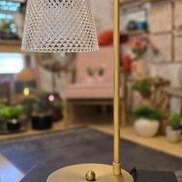 מנורת שירי זכוכית גלי