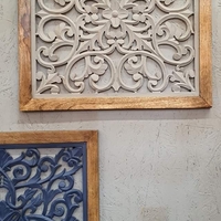 משרביה מרובעת אפורה מסגרת עץ