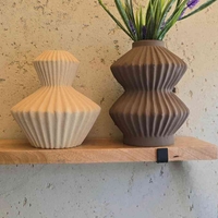 מדף נוני מעוצב