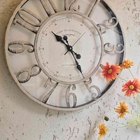 שעון ספרות שמנת  בסגנון וינטג'