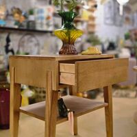 שידת צד בלום