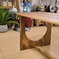 שולחן סלון U