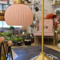 מנורת גולי זכוכית ורדית