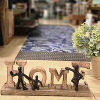 שלט הום מפוסל