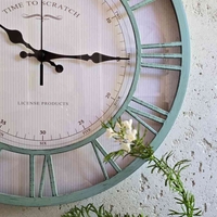 שעון רומי ירוק