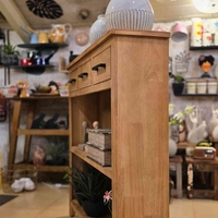 שידת עץ צרה