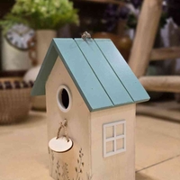 בית עץ דקורטיבי