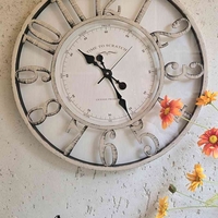 שעון ספרות שמנת  בסגנון וינטג'