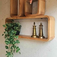 מדף עץ מלבני מעוגל