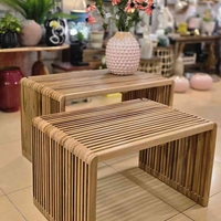 שולחן סלון / שרפרף פסים