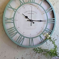 שעון רומי ירוק